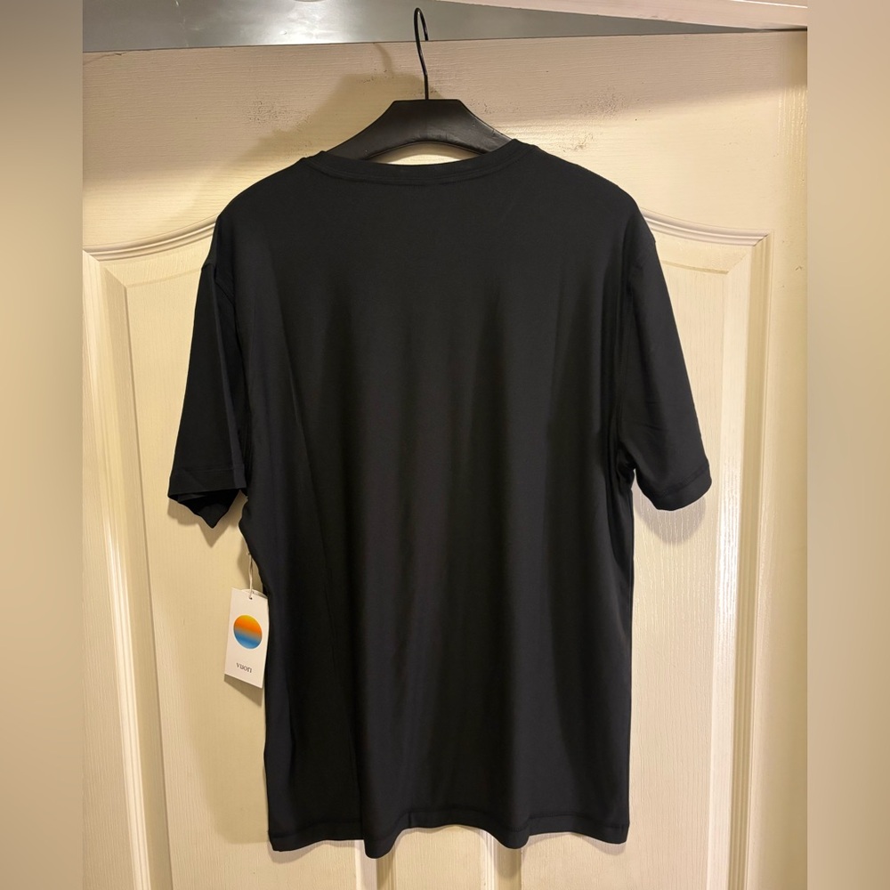 RESTOCK Vuori Men’s “Strato Tech” Tee (M) *BESTSELLER* - Picture 5 of 8